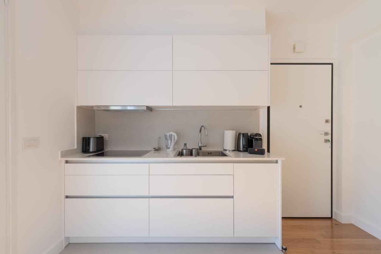 Wonderful Central Athens 2 Bedroom 2 Bath Sleeps 8 Luaran gambar
