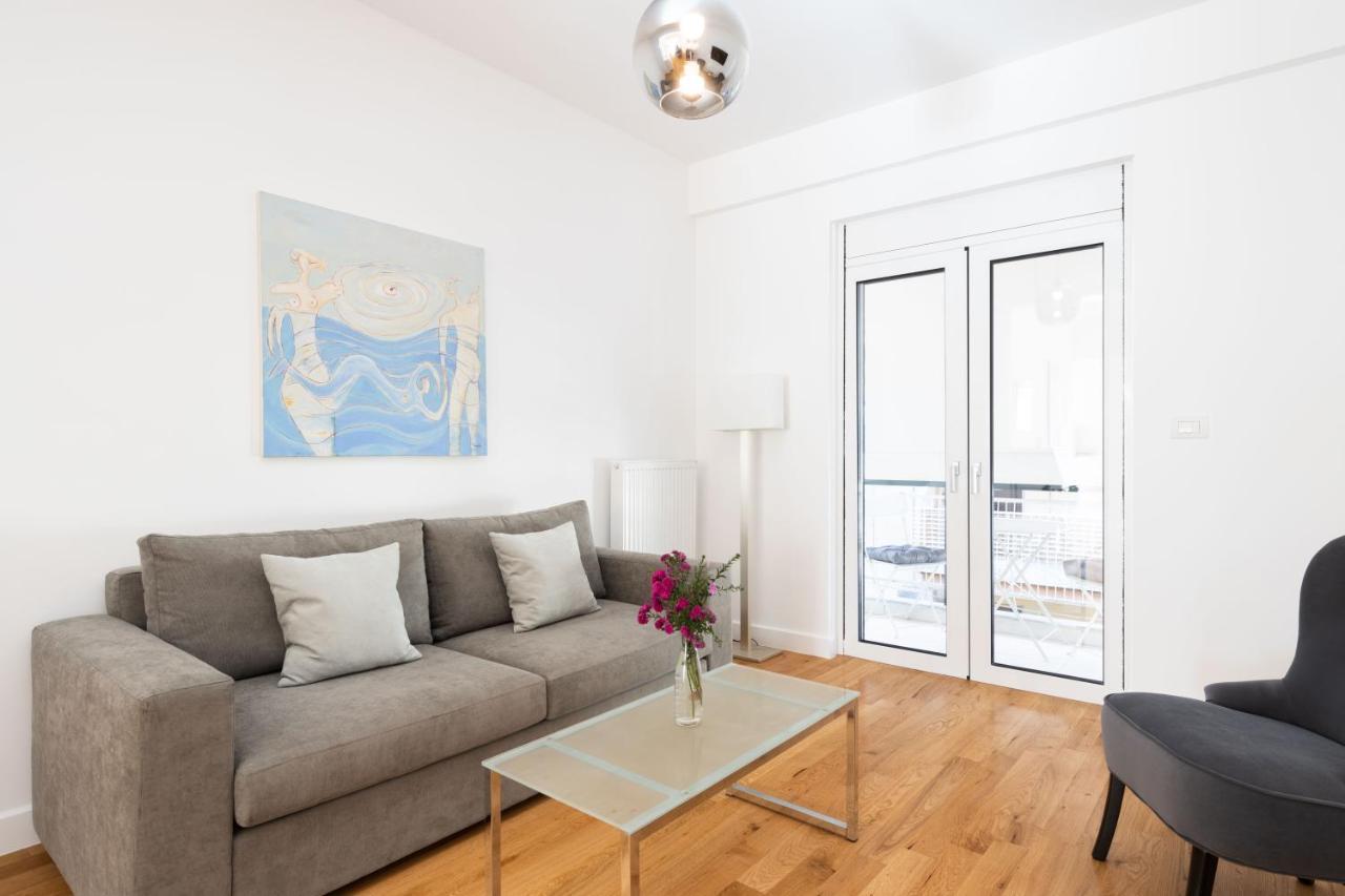 Wonderful Central Athens 2 Bedroom 2 Bath Sleeps 8 Luaran gambar