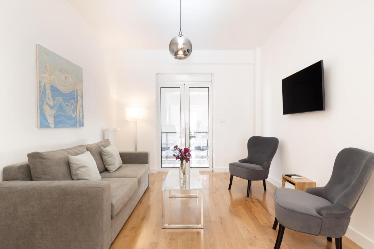 Wonderful Central Athens 2 Bedroom 2 Bath Sleeps 8 Luaran gambar