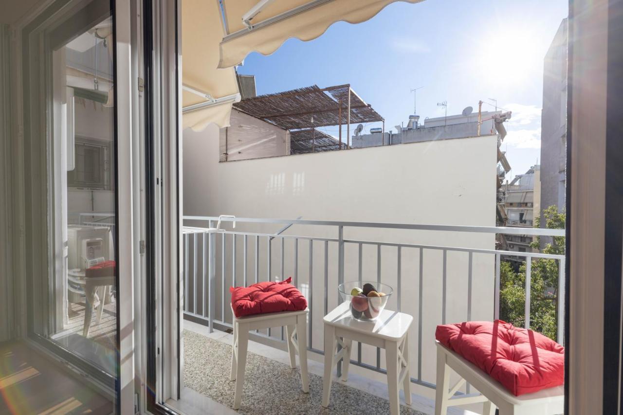 Wonderful Central Athens 2 Bedroom 2 Bath Sleeps 8 Luaran gambar