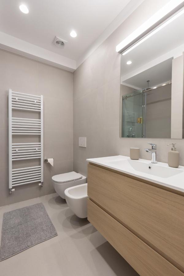 Wonderful Central Athens 2 Bedroom 2 Bath Sleeps 8 Luaran gambar